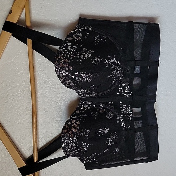 Victoria's Secret Black Embellished Bra Size 36C - Picture 14 of 16